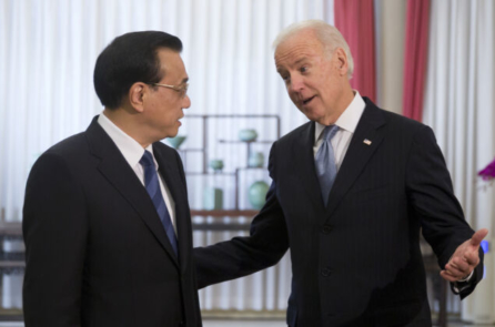 Tập Cận Bình chúc mừng Joe Biden khi TT Trump cứng rắn chống lại ĐCSTQ