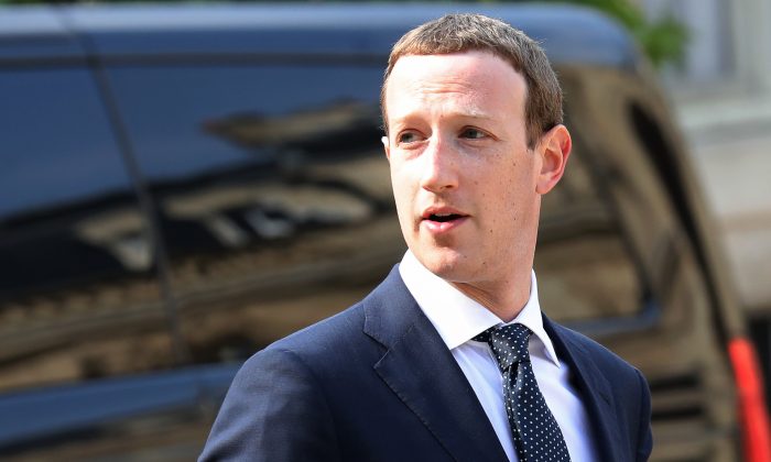 CEO Facebook bị cáo buộc chi tiền khủng tác động kết quả bầu cử