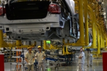 Tin độc quyền: Bắc Kinh chuyển công suất công nghiệp dư thừa sang các nước BRI