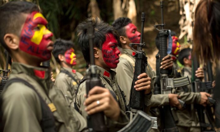 Nhóm phiến quân cộng sản Philippines nhắm mục tiêu vào các công ty Trung Quốc