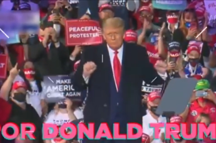 Cử tri gốc Latinh ủng hộ TT Trump thay vì chủ nghĩa xã hội