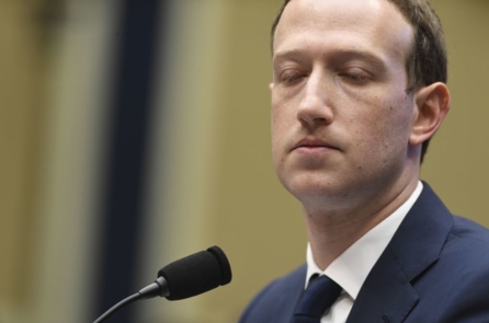 Tổ chức do ông Zuckerberg tài trợ trở thành tiêu điểm trong các vụ kiện bầu cử