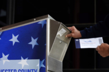 TT Trump không nhượng bộ: Ít nhất 600.000 phiếu hợp lệ ở đâu?