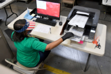 Phán quyết: 10.000 lá phiếu đến muộn của bang Pennsylvania không được tính