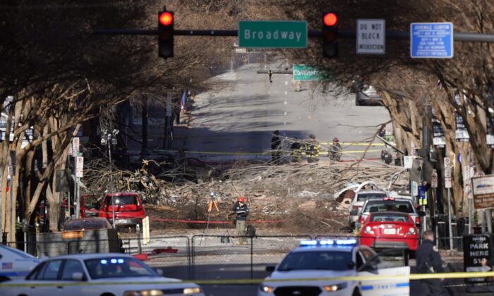 Cựu sĩ quan tình báo quân đội: vụ nổ bom ở Nashville ‘rùng mình’ và bất thường