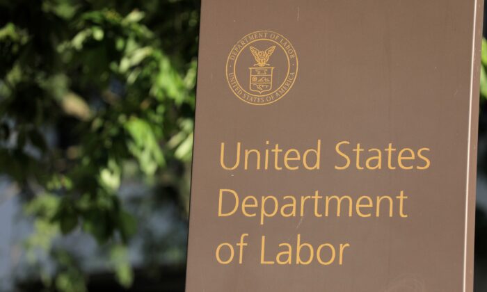 Bộ Lao động Hoa Kỳ thu hẹp phạm vi biểu quyết đối với quỹ hưu trí