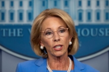 Bộ Giáo dục tìm kiếm các hồ sơ của Đại học Alabama về tài trợ được cho là của Trung Quốc