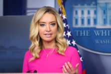 Cô McEnany: Tôi ‘đã luôn biết lập trường ông chủ của mình là ở đâu’