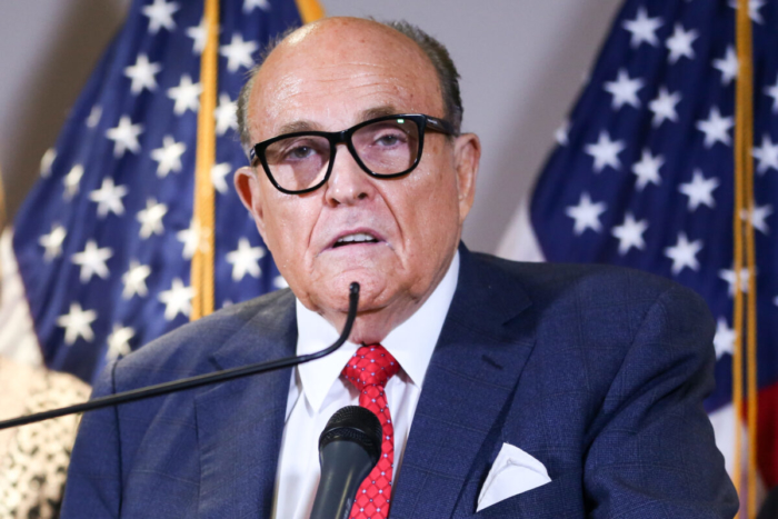 Giuliani: Thống đốc tiểu bang Arizona từ chối gặp tôi