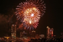 Cuộc thi viết luận về Hoa Kỳ: Từ hát những bài hát ‘Đỏ’ đến sống với giấc mơ Hoa Kỳ của tôi