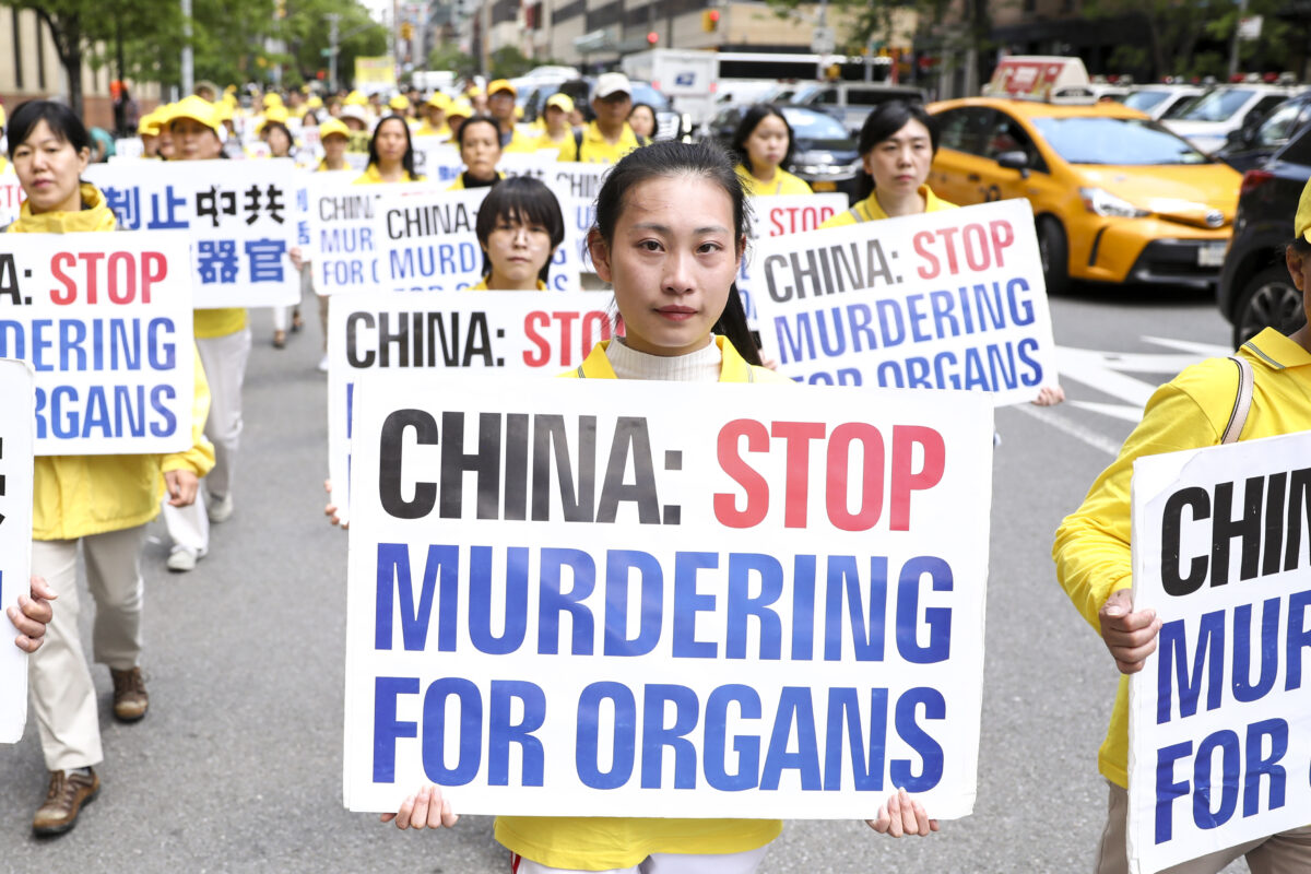 Hơn 900 nhà lập pháp trên thế giới lên án Bắc Kinh vì bức hại Pháp Luân Công