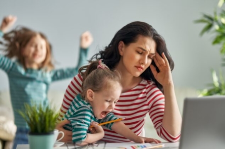 Tại sao những người phụ nữ mạnh mẽ nhất lại dễ kiệt sức nhất