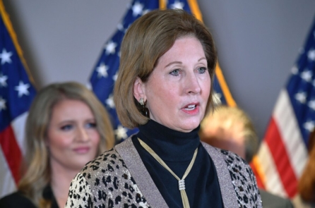 Thẩm phán Michigan bác bỏ vụ kiện bầu cử của Luật sư Sidney Powell