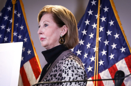 Luật sư Sidney Powell cáo buộc nhân chứng bị đe dọa và đánh đập