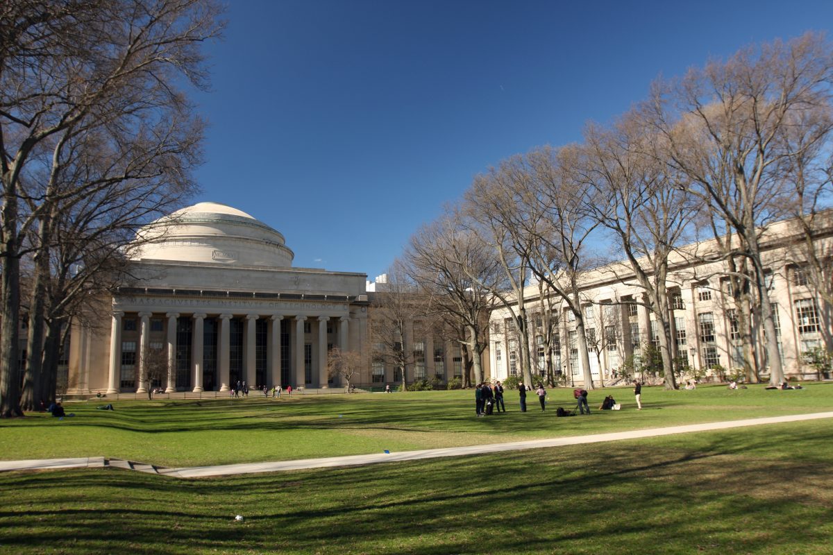 Giáo sư MIT bị Hoa Kỳ cáo buộc đã che giấu mối liên hệ sâu rộng với Trung Cộng