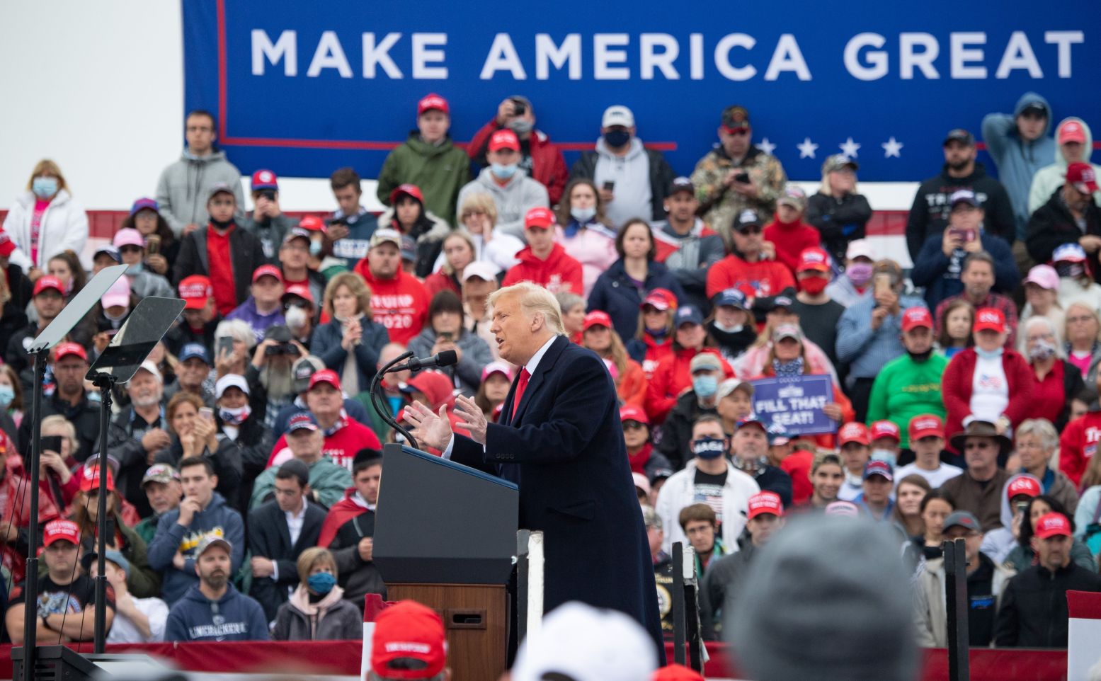 Thẩm phán Clarence Thomas - tổng thống Donald Trump