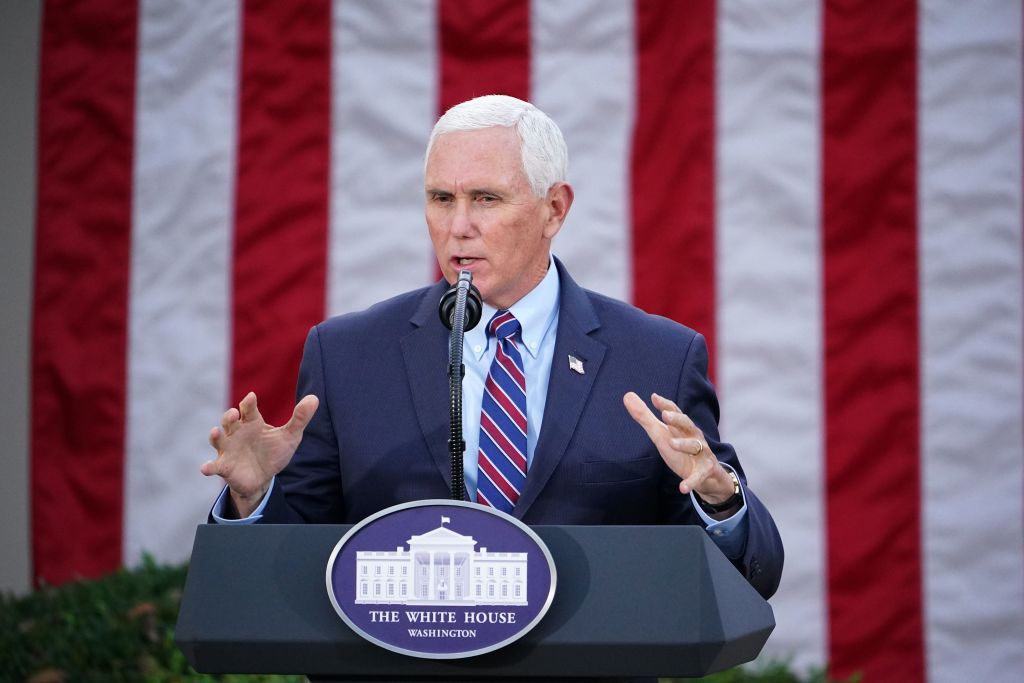 Ông Pence ‘Không có can đảm’ từ chối phiếu đại cử tri