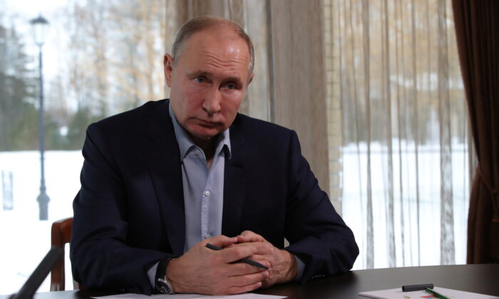 TT Putin: Thế giới có nguy cơ diễn ra ‘cuộc chiến của tất cả để chống lại tất cả’ trong ‘xã hội khủng bố tồi tệ’ giữa các cuộc khủng hoảng ngày càng gia tăng