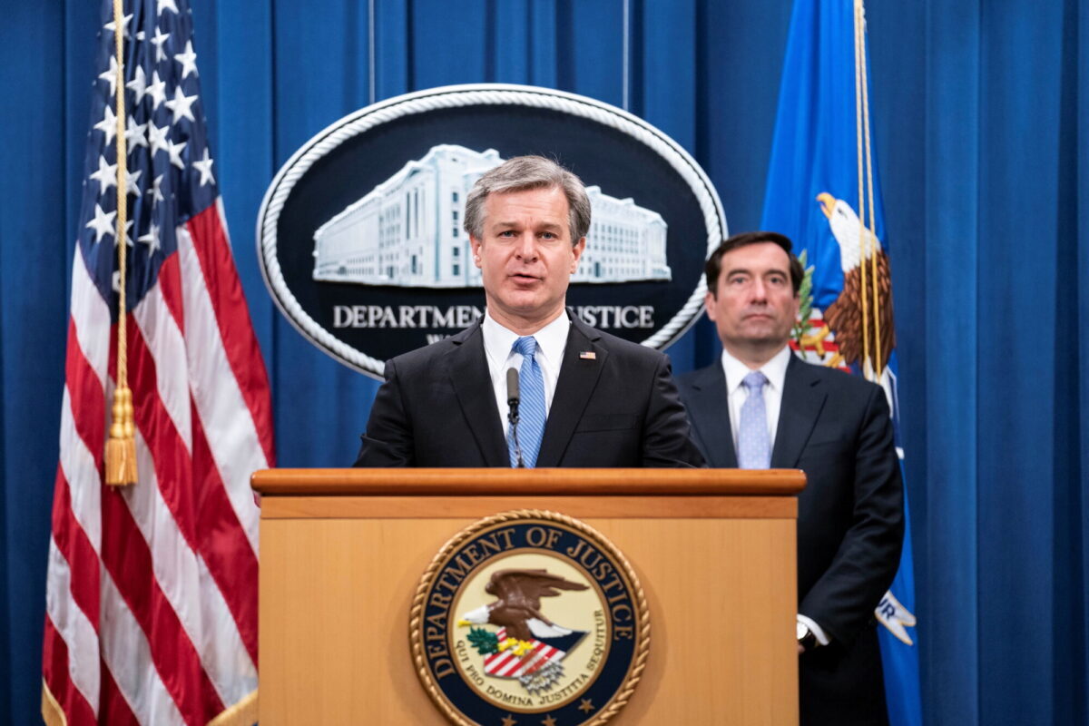 California điều Vệ binh Quốc gia-Giám đốc FBI Christopher Wray