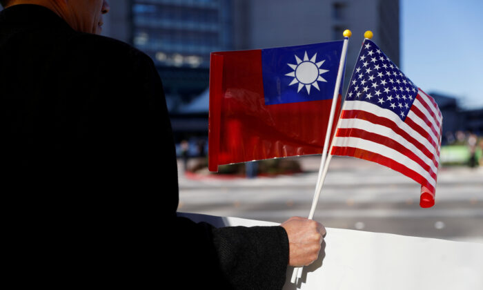 Hoa Kỳ lần đầu tiên đón tiếp Đài Loan kể từ khi các hạn chế được dỡ bỏ