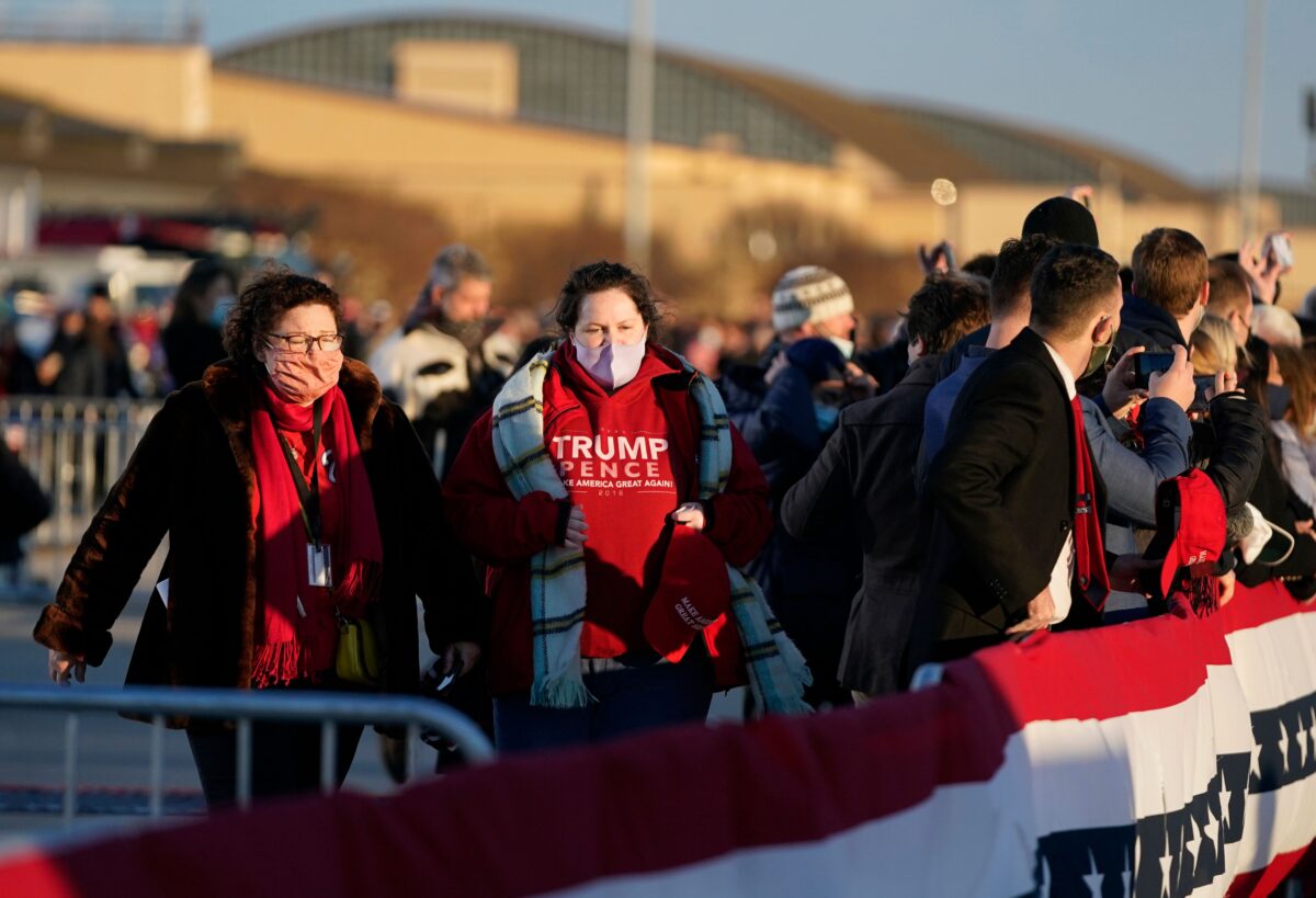 Tổng thống Trump: “Chúng tôi sẽ quay trở lại theo một hình thức nào đó”