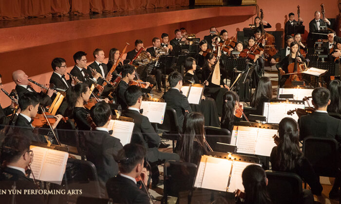 Tại sao âm nhạc Shen Yun hòa quyện với tâm hồn chúng ta?