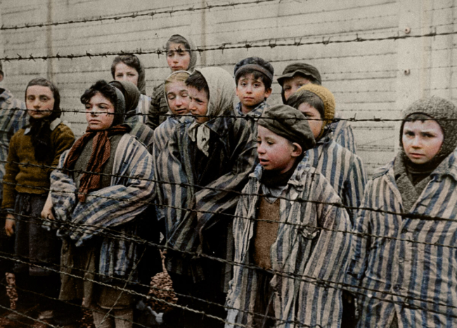 bức ảnh về thảm họa Holocaust