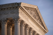 Tối cao Pháp viện bác bỏ nỗ lực ngăn chặn Luật Phá thai của Texas