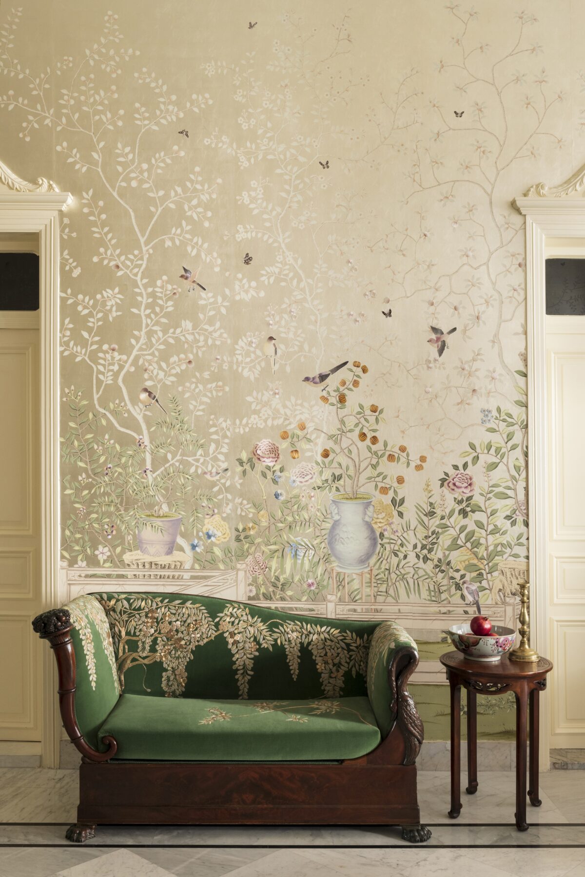 Tranh tường lụa vẽ tay của De Gournay