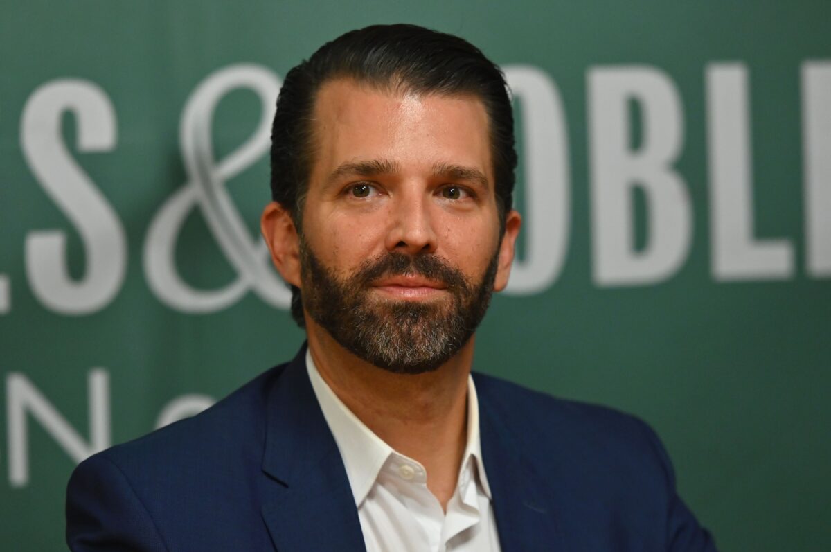 Trump Jr.: Ông Trump sẽ tiếp tục thúc đẩy ‘nghị trình Hoa Kỳ trên hết’ sau đàn hặc