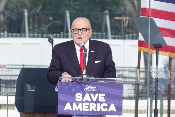 NAACP kiện ông Trump - Luật sư Rudy Giuliani 