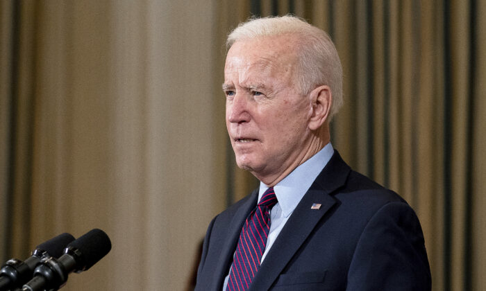 Gói 1.9 nghìn tỷ USD của ông Biden