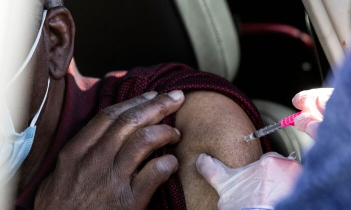 về vấn đề an toàn với vaccine virus 