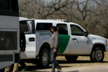 Tòa Bạch Ốc không cho biết số người nhập cư bất hợp pháp vào Texas đã nhiễm COVID-19