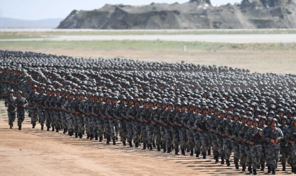 Trung Quốc tăng ngân sách quốc phòng