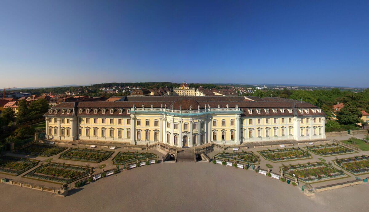 Cung điện Ludwigsburg diễm lệ của nước Đức