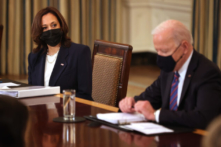 Điểm tin Hoa Kỳ (chiều 25/3): Phó TT Harris được chỉ định phụ trách xử lý vấn đề nhập cư