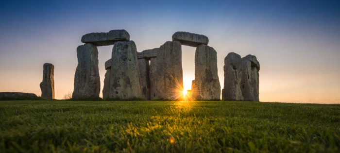 Stonehenge: Nguồn gốc của những viên đá đã được giải đáp