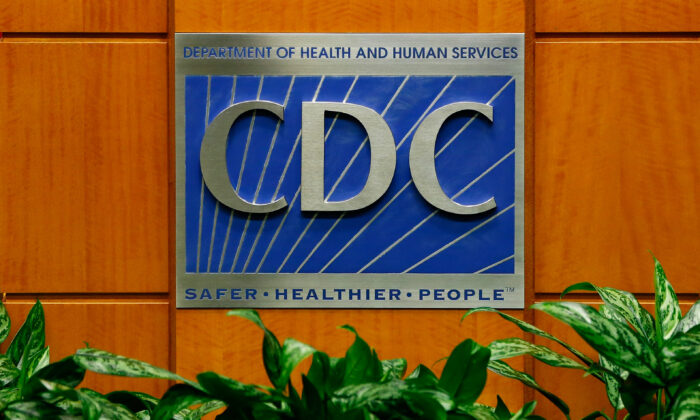 CDC: Người được chích ngừa đầy đủ không cần khẩu trang hoặc giữ khoảng cách