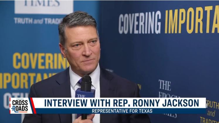 Dân biểu Texas Ronny Jackson nói về việc chống lại sự lạm quyền của liên bang: “Nếu không ai phản đối, thì chúng tôi sẽ hoàn toàn mất đi tiếng nói của mình”