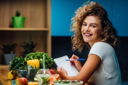 Ăn kiêng có thể làm chậm nhưng không hủy hoại quá trình trao đổi chất