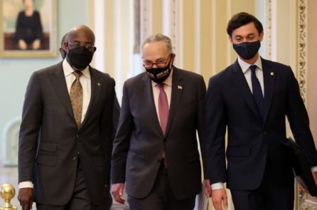 Thượng viện chấp thuận gói cứu trợ COVID-19 trị giá 1.9 ngàn tỷ USD