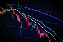 Trung Cộng kiềm chế tiền ảo để ngăn tiền ‘chảy’ khỏi Trung Quốc