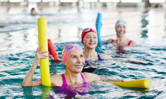 Thể dục dưới nước tốt cho sức khỏe tim mạch