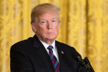 Ông Trump kêu gọi các đảng viên Cộng Hòa ‘không bao giờ cúi đầu,’ và tẩy chay các tập đoàn đã phản đối cải cách bỏ phiếu ở Georgia