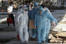 Ấn Độ vượt mức 200,000 ca tử vong khiến hệ thống y tế quá tải nghiêm trọng