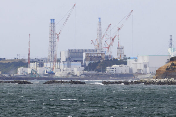 Nhật Bản xả nước đã xử qua lý từ nhà máy điện nguyên tử Fukushima ra biển