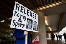 Cái giá mà Trung Cộng không bao giờ phải trả cho ‘Ngoại giao con tin’