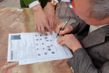 Từ ngày mai, người dân tạm trú ở TP. HCM bắt đầu làm căn cước công dân gắn chip