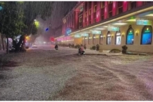 Hôm nay cả nước nắng nóng, miền Nam mưa lớn về chiều